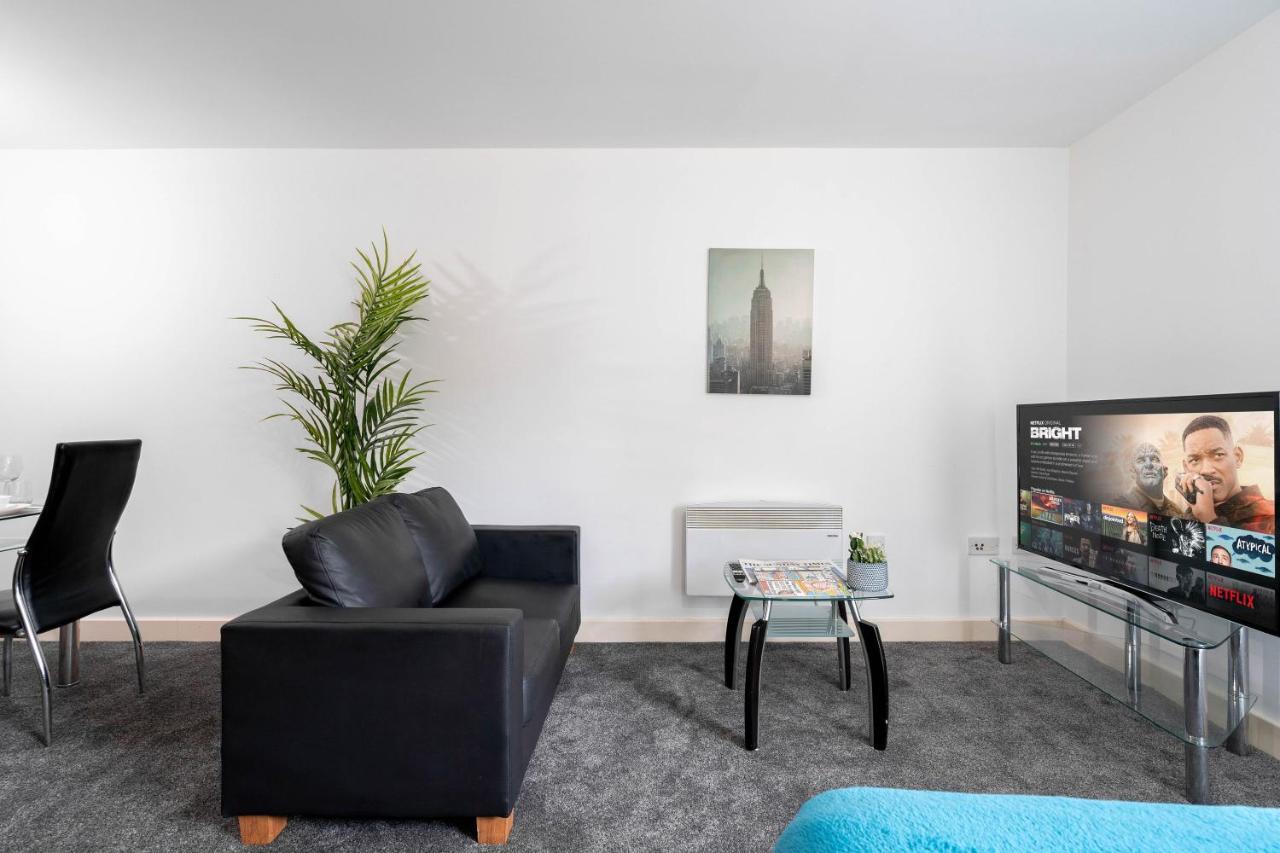 Studio Apartment - City Centre - Broad Street - Brindley Place - Wifi - Netflix - Smart Tv Birmingham Exterior photo